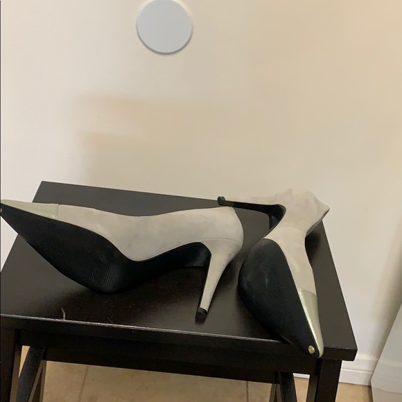 Ralph Lauren suede shoes size 8,light gray color - Picture 3 of 7